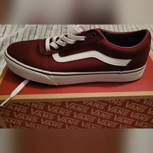 Burgundy Van's woman size 11